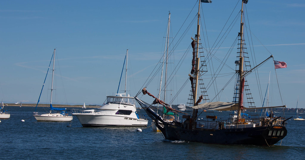 Guía completa seguro barco: coberturas, costos y comparativa