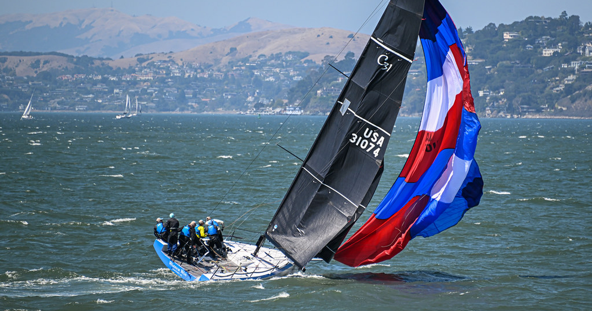 Ahorrar Combustible en Navegación: Técnicas de Expertos para Reducir Consumo 30-50%