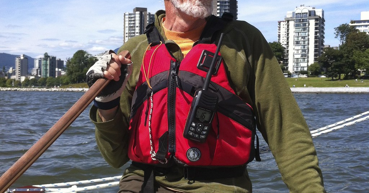 Fondeo Mediterráneo vs Atlántico: Técnicas y Estrategias Comparadas